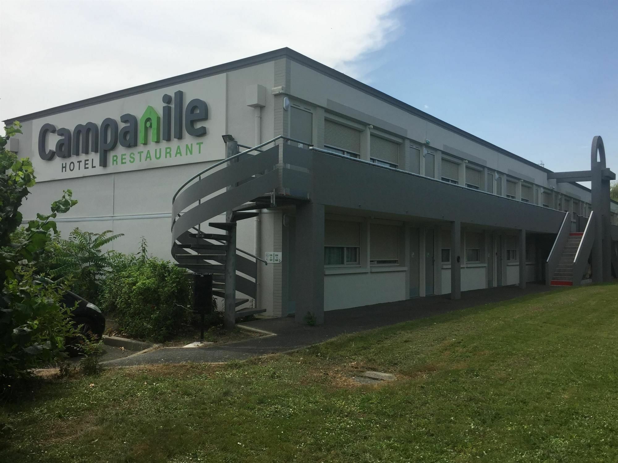 Hotel Campanile Nantes Saint-Sébastien-Sur-Loire Esterno foto