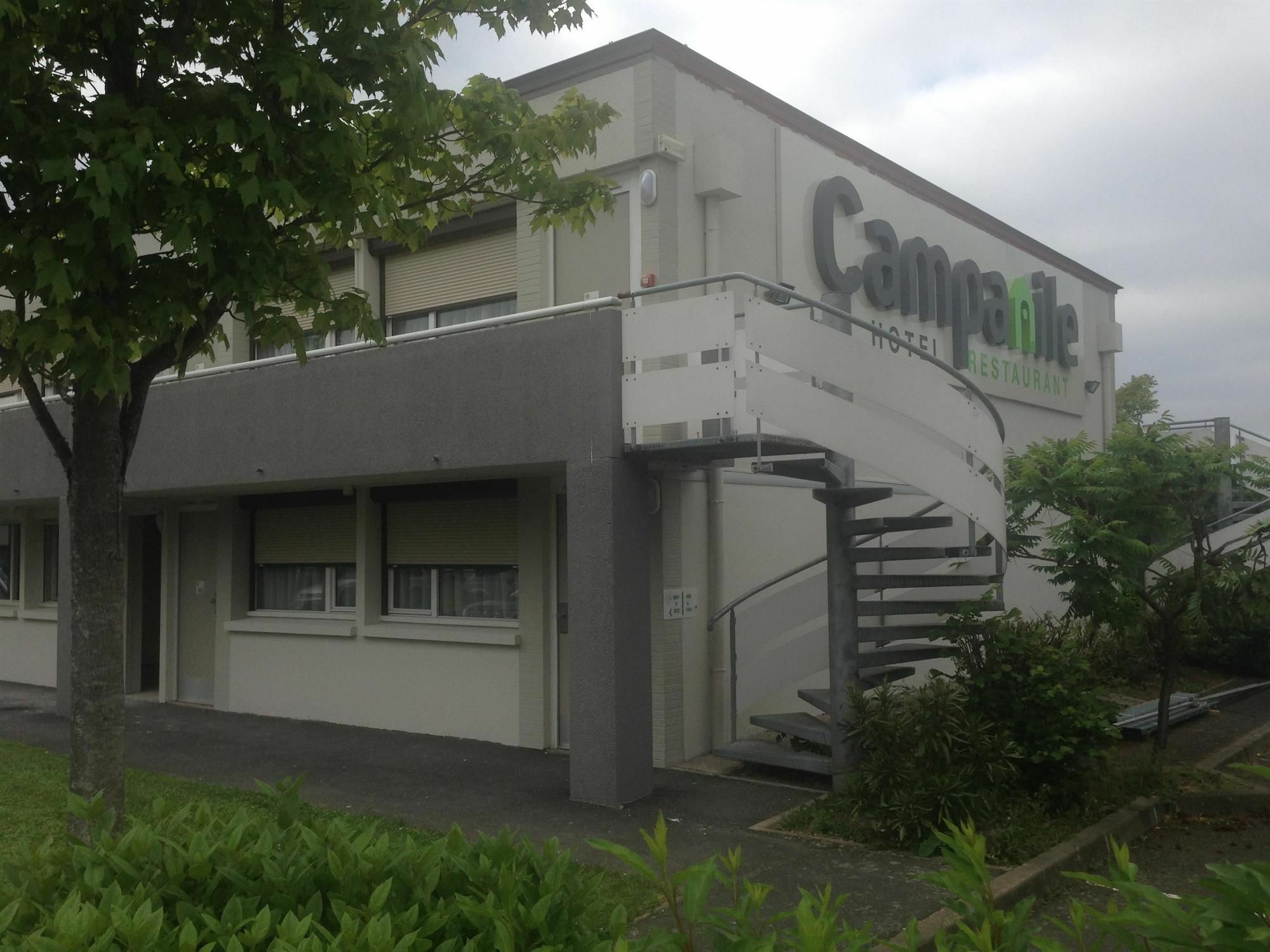 Hotel Campanile Nantes Saint-Sébastien-Sur-Loire Esterno foto